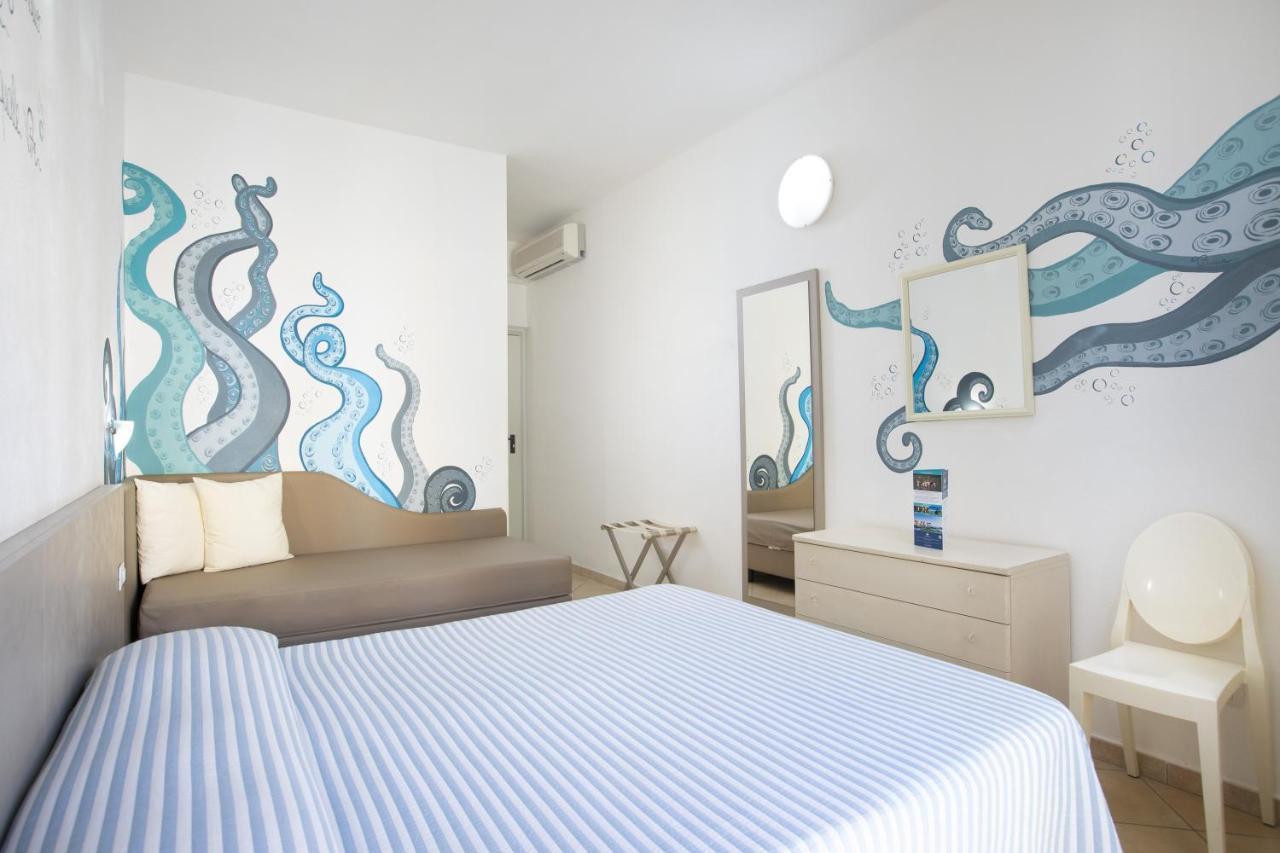 Muma Hostel SantʼAntìoco Buitenkant foto